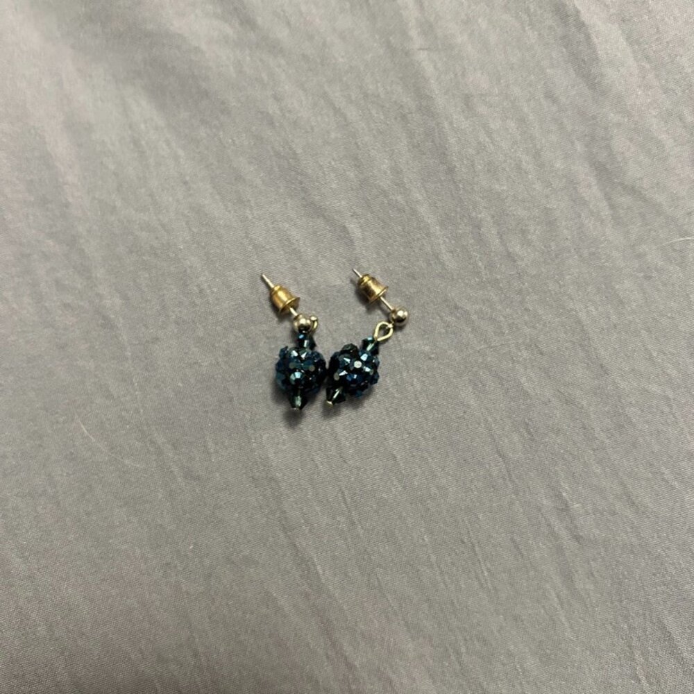 blue cluster drop earrings